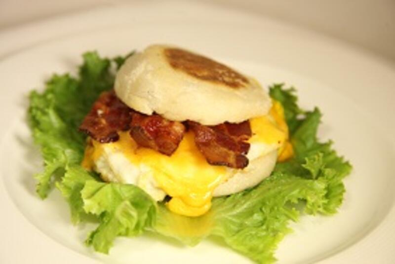 Falcon Muffin (567-635 cal)
